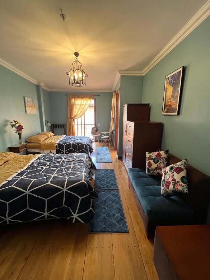 Casa Hibiscus Boutique Hotel Куенка Екстериор снимка